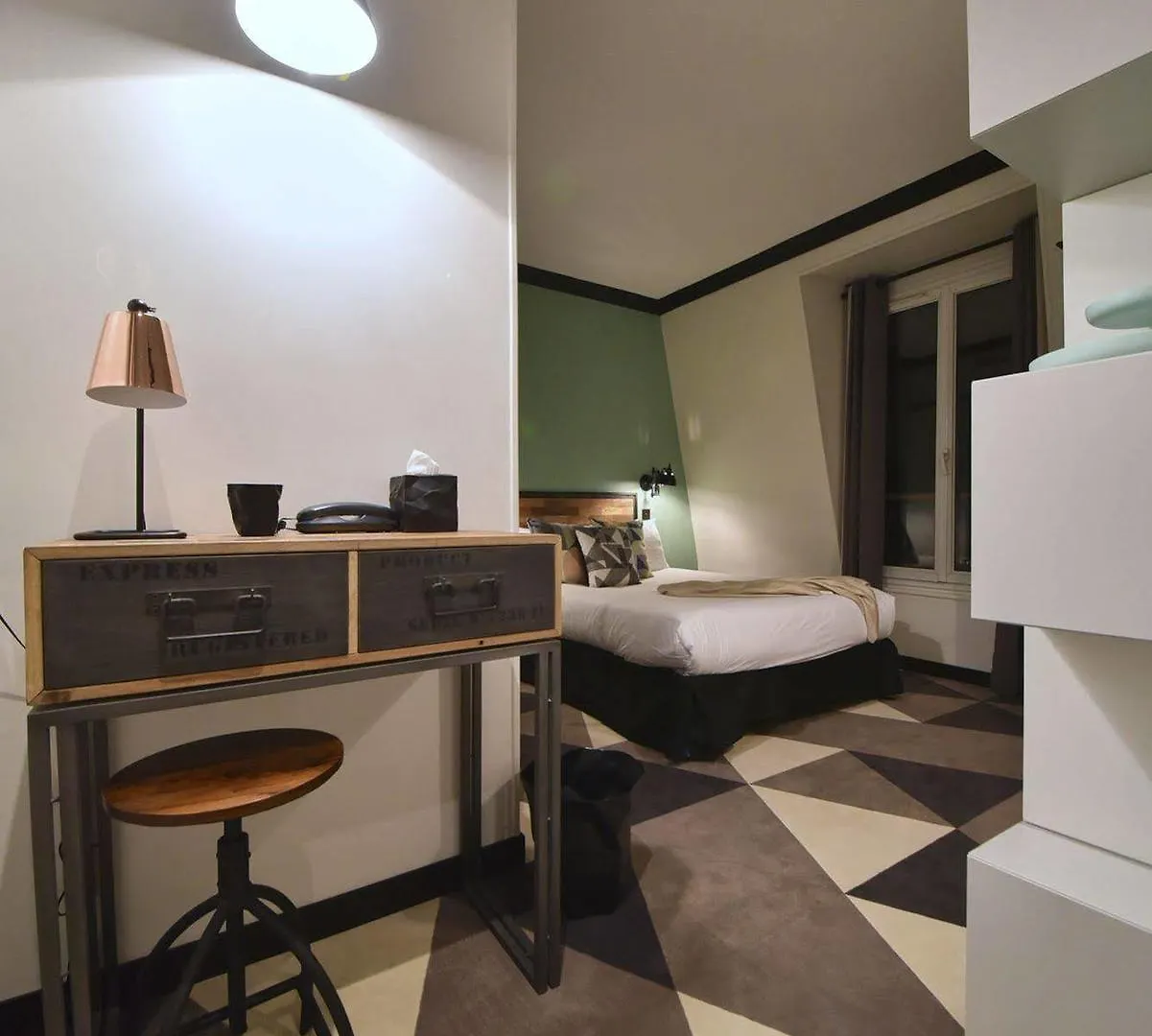 Madrigal Hotel Paris