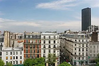 ***  Madrigal Hotel Paris France